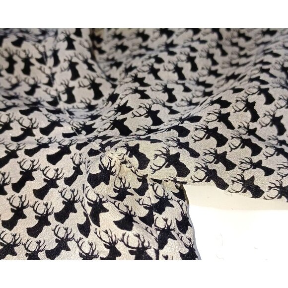 Ann Taylor Silk Blouse XS Deer Print White Black Holiday Academia Office Chic - Picture 7 of 7